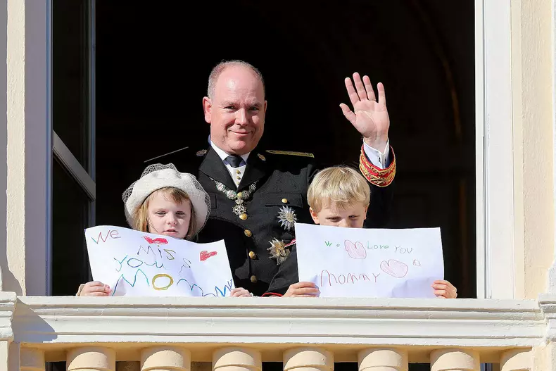 La famille princière au balcon lors de la fête nationale de Monaco