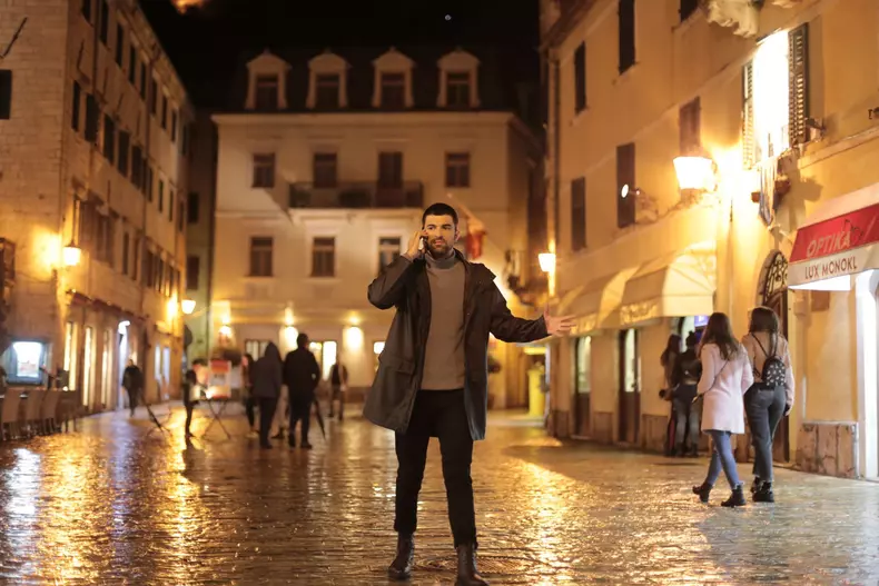 Fiica-ambasadorului1