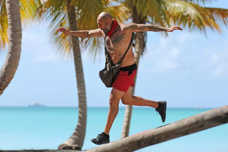 Reactia-sotului-Andreei-Tonciu-dupa-cearta-dintre-ea-si-CRBL-la-Survivor-2022.-„Arata-ti-barbatia-cu-mine.-Ne-vedem-curand-3