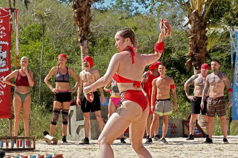 Xonia-eliminata-de-la-Survivor-Romania-2022-3