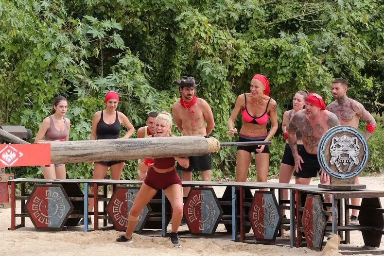 Roxana-Ciuhulescu-dezamagita-de-doi-dintre-Faimosii-de-la-Survivor-2022-1