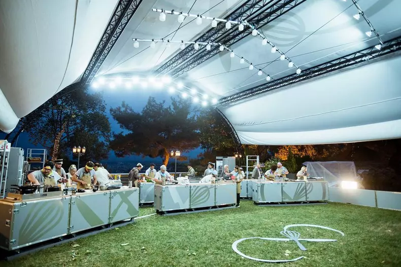 Ce-avantaje-au-obtinut-echipele-de-la-Chefi-fara-limite-2022.-Anuntul-facut-de-Irina-Fodor-in-prima-editie-din-Serres-2