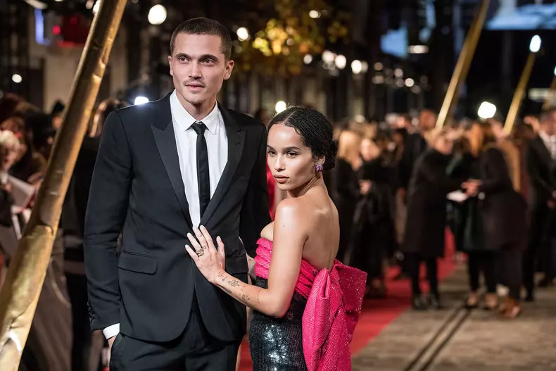 Zoe-Kravitz-si-Karl-Glusman-2