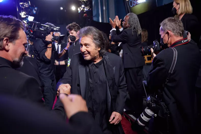 Cum arată noua iubită a lui Al Pacino. Actorul de 81 de ani are o iubită de 28 de ani