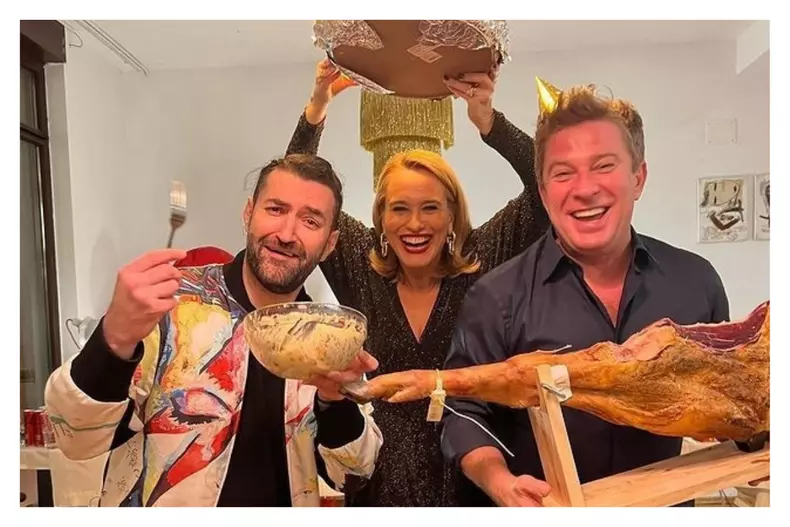 Andreea-Esca-Smiley-Bartos