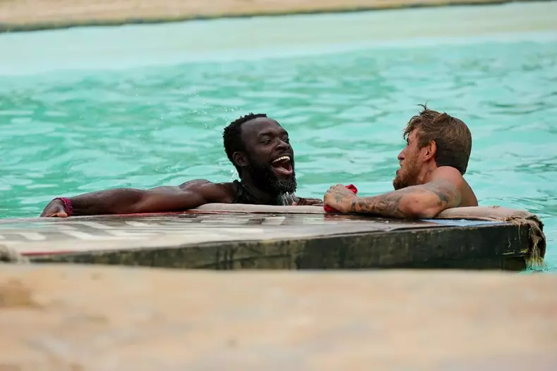 Cine-a-fost-nominalizat-pentru-eliminare-la-Survivor-16-mai-2022.-6