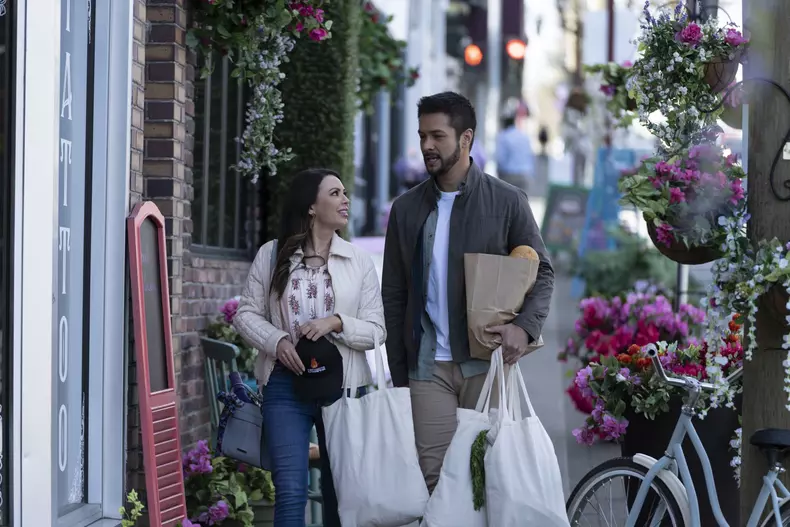 Right_In_Front_Of_Me_Janel-Parrish-as-Carly-Marco-Grazzini-as-Nick3