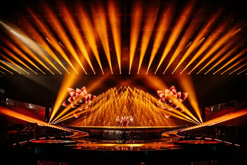 wrs-moment-inedit-de-coregrafie-in-prima-repetitie-oficiala-a-Romaniei-la-Eurovision-2022-3