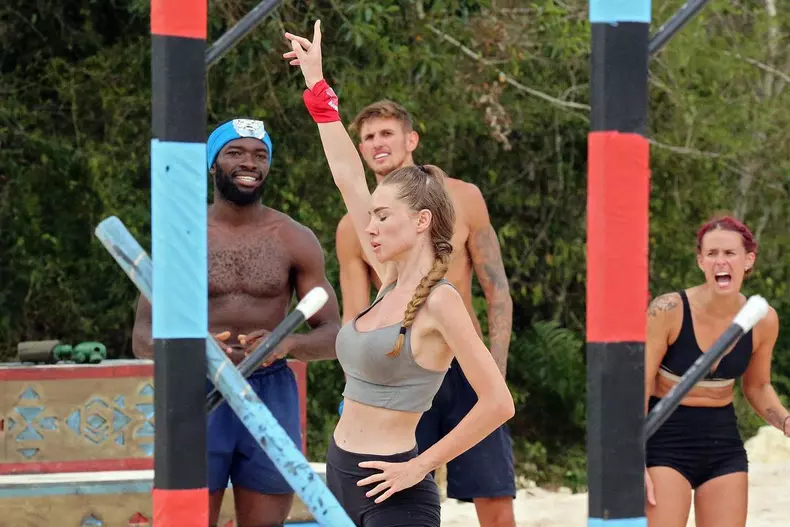 Ce-interventii-estetice-si-a-facut-Otilia-Bilionera-3