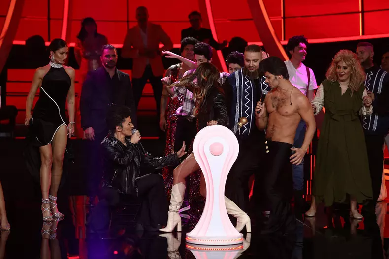 Te cunosc de Undeva_12