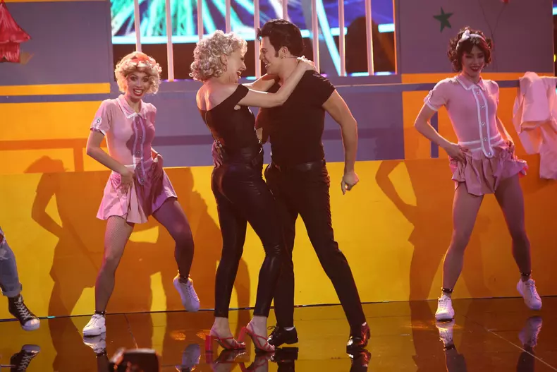 Cele-patru-echipe-finaliste-care-au-ajuns-in-finala-„Te-cunosc-de-undeva-2022-11