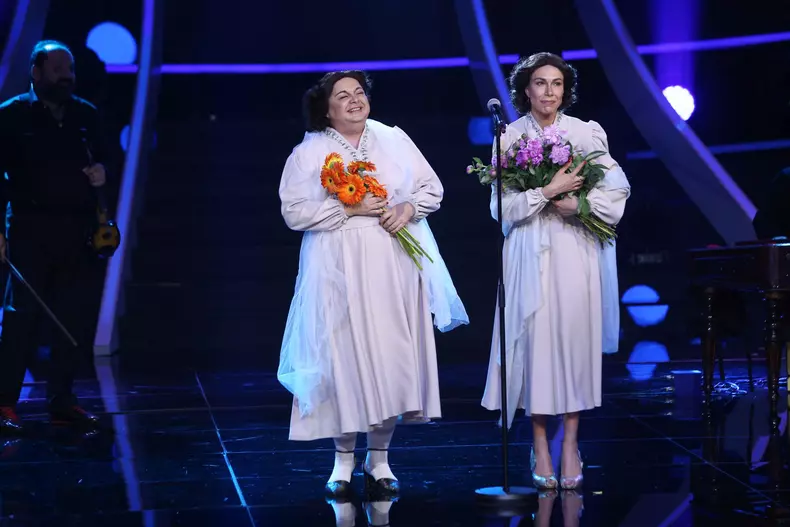 Cele-patru-echipe-finaliste-care-au-ajuns-in-finala-„Te-cunosc-de-undeva-2022-12