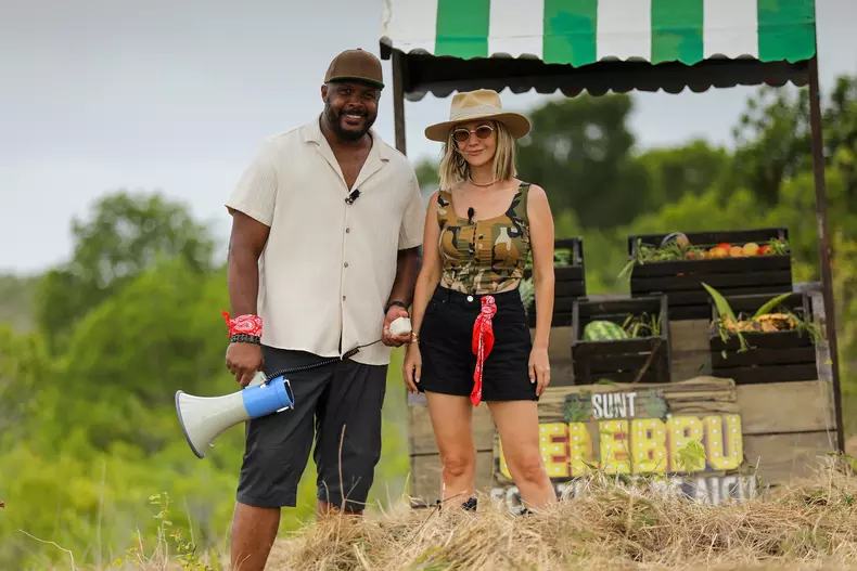 Cabral-si-Adela-Popescu-Sunt-celebru-scoate-ma-de-aici