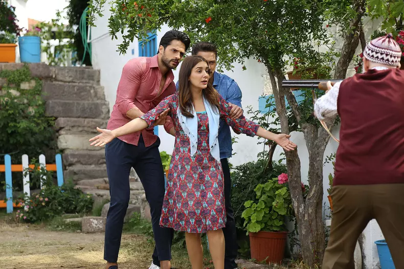 „Viața e frumoasă când ești îndrăgostit”, un nou serial turcesc difuzat în premieră în România. Unde îl putem vedea
