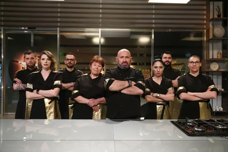 Echipa-lui-Catalin-Scarlatescu