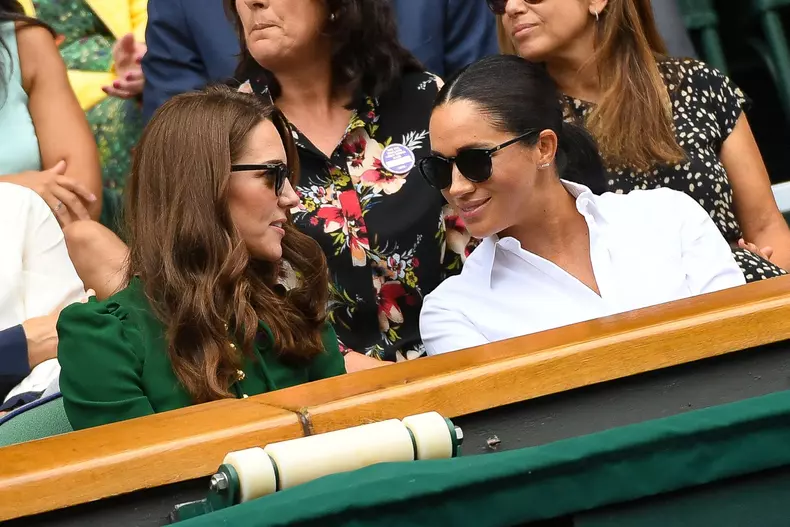 Secretul lui Kate Middleton: de ce ea a reușit să se adapteze vieții regale, iar Meghan Markle a dat greș