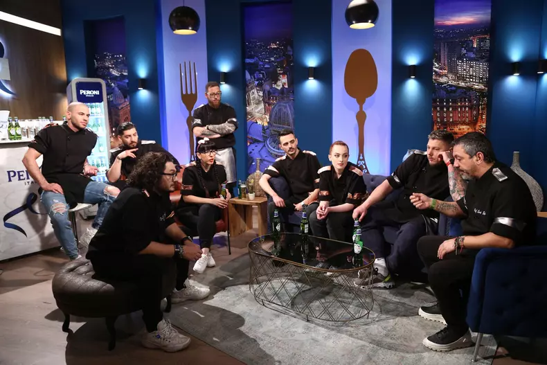 Aseara-echipele-lui-Dumitrescu-si-Bontea-la-egalitate