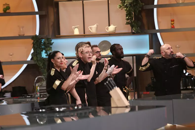 Echipa-lui-Catalin-Scarlatescu-castigatoare