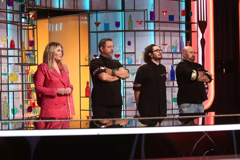 Gina Pistol si juratii la proba eliminatorie