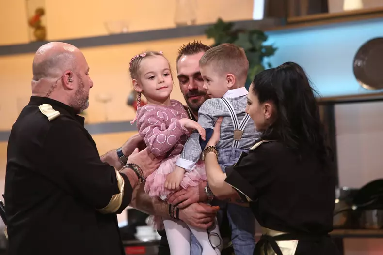 adrian-si-copiii-sai