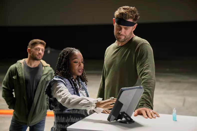 „Chris Hemsworth Dincolo de limite”