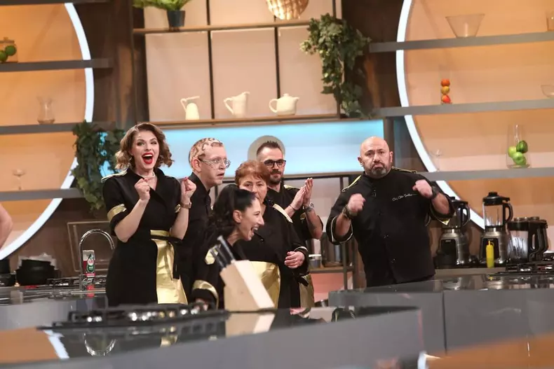 cine-este-concurentul-eliminat-de-la-chefi-la-cutite-31-octombrie-2022.-nu-mai-merg-in-bucatarie-ca-mi-e-rusine-3