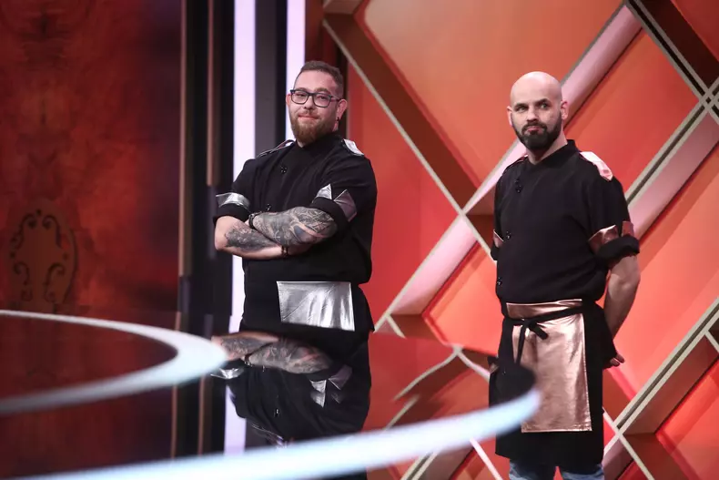 cine-este-concurentul-eliminat-de-la-chefi-la-cutite-8-noiembrie-2022.-9