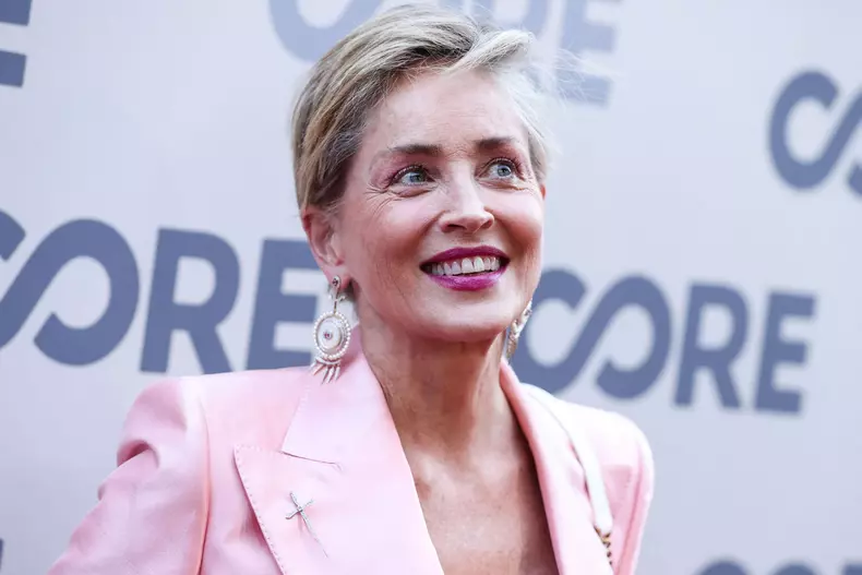 Diagnosticul cumplit primit de Sharon Stone. Dezvăluirile actriței i-au șocat pe fani. „Îți dai seama cât de aproape este moartea”