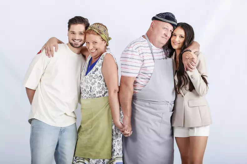 Oana Zara si Valeriu Ilisie in distributia LIA Antena 1 (3)