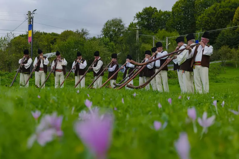 ROventura, 5 noiembrie 2022. Pe plaiuri de baladă, în Țara Vrancei