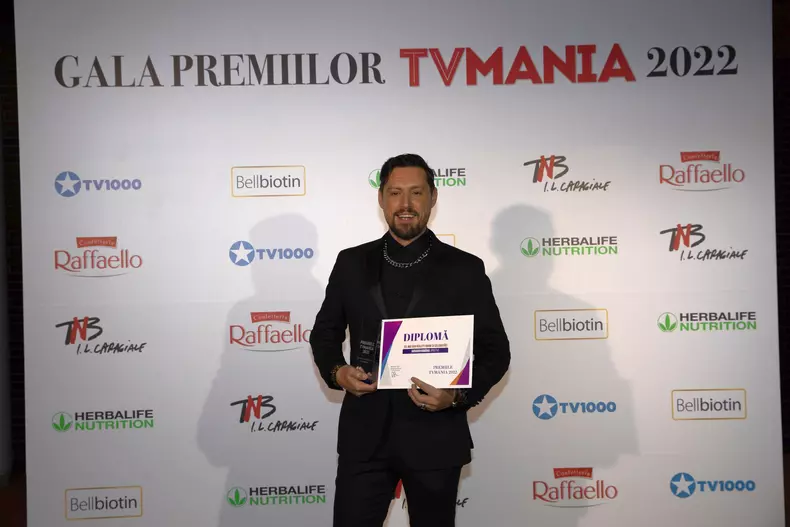 survivor-romania-a-castigat-premiul-tvmania-pentru-cel-mai-bun-reality-show-cu-celebritati.-ce-a-declarat-daniel-pavel-9