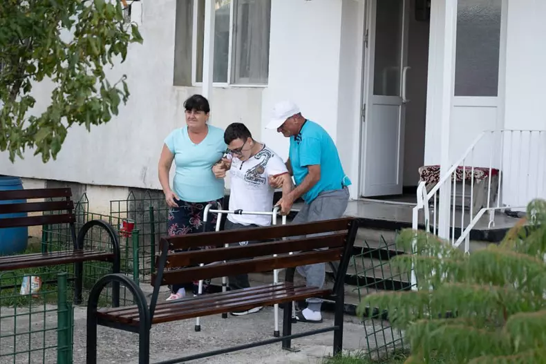 „Visuri la cheie”, 16 noiembrie 2022. Povestea unui tânăr țintuit în scaunul cu rotile