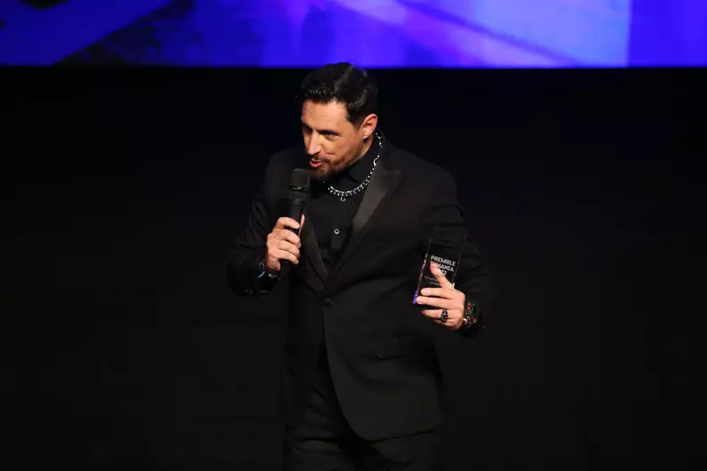 „Survivor-Romania-a-castigat-premiul-TVMania-pentru-„Cel-mai-bun-reality-show-cu-celebritati.-Ce-a-declarat-Daniel-Pavel-4