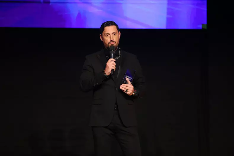 „Survivor-Romania-a-castigat-premiul-TVMania-pentru-„Cel-mai-bun-reality-show-cu-celebritati.-Ce-a-declarat-Daniel-Pavel-8