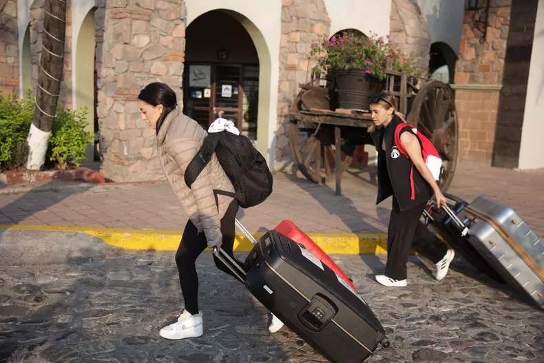 Diana-Bulimar-si-Larisa-Iordache