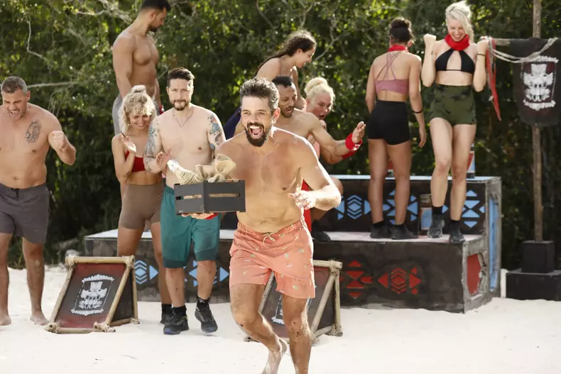 Faimosii-victorie-Joc-Provizii