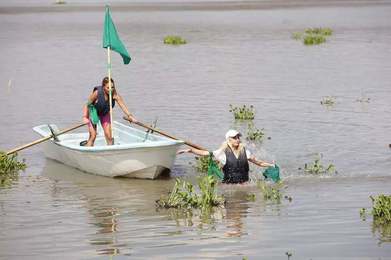 cine-a-castigat-jocul-pentru-amuleta-la-america-express-22-ianuarie-2023-8
