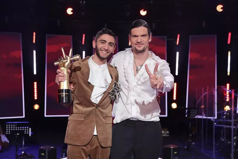 În ce relații au rămas Iulian Nunucă, câștigătorul de la „Vocea României”, și Tudor Chirilă, după finala show-ului