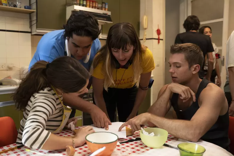 „Îndrăgostiți din nou”, serial Netflix