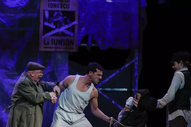 adrian-nartea-o-noapte-furtunoasa-2023-1