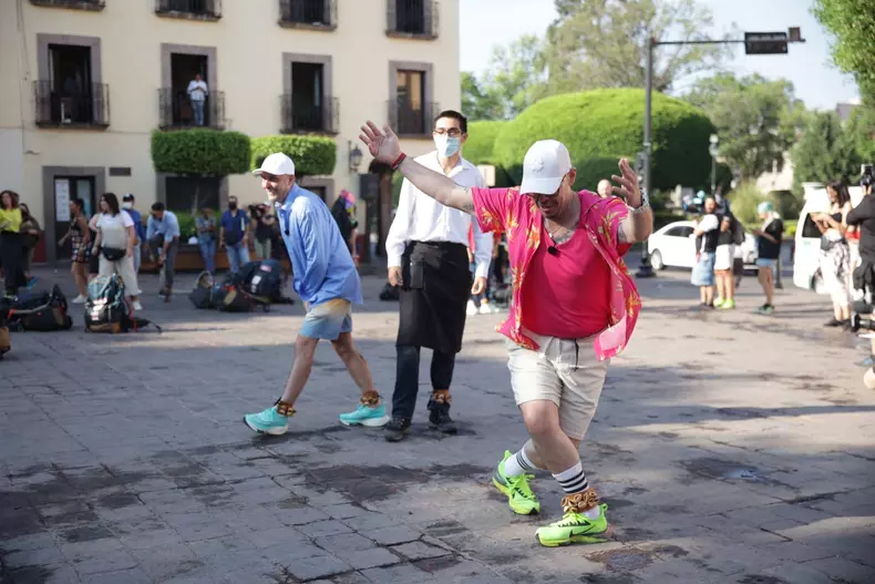 cine-este-joaquin-bonilla-de-la-america-express-2023.-de-ce-a-plecat-din-mexic-si-s-a-mutat-in-romania-1-1