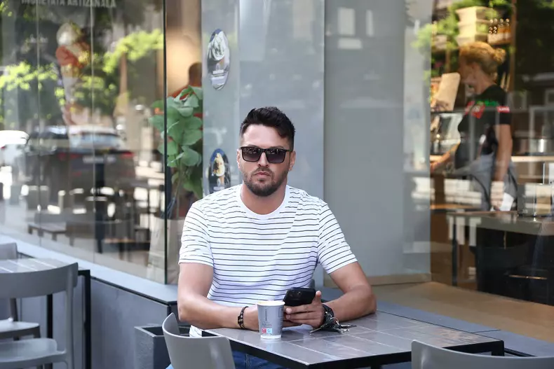 cine-este-romeo-visca-noul-actor-din-lia-1