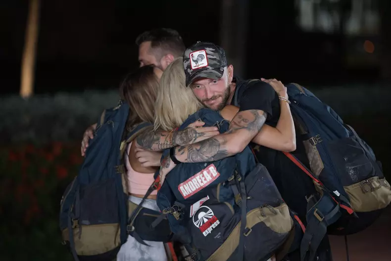 Andreea-Balan-l-a-luat-prin-surprindere-pe-Nelu-Cortea-2