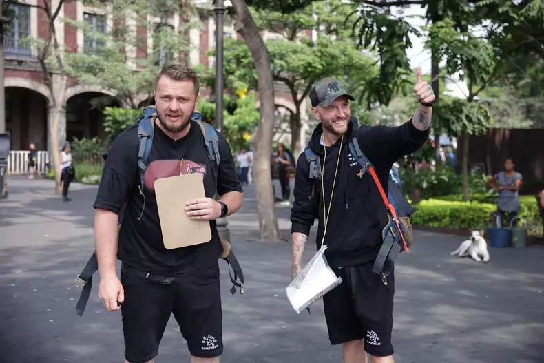 bordea-si-cortea-america-express-3