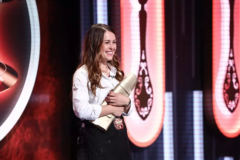 cine-este-cutitul-de-aur-al-lui-sorin-bontea-de-la-chefi-la-cutite-2023-3-1