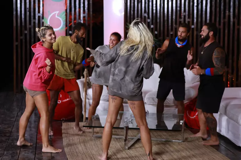 Echipa-Bianca-Recompensa-Comunicare