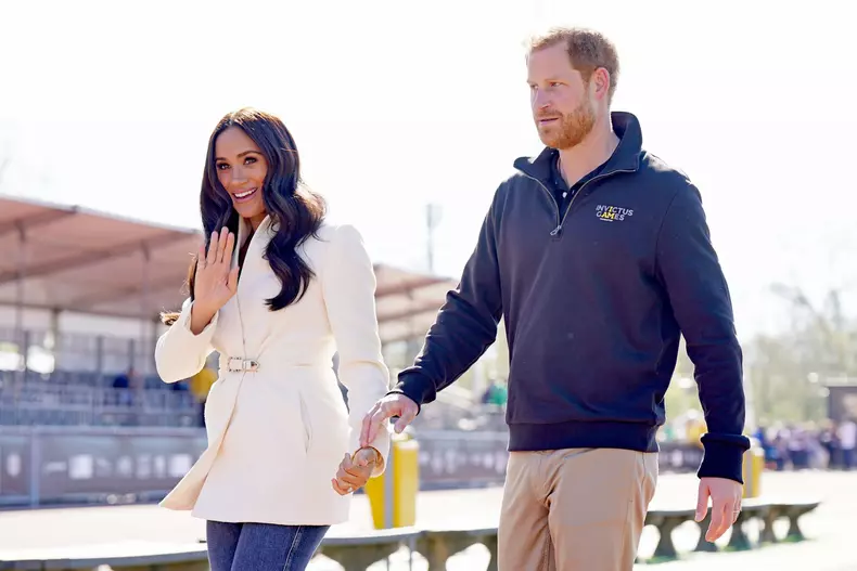 De ce ar trebui Prințul Harry și Meghan Markle să refuze invitația la încoronarea regelui Charles