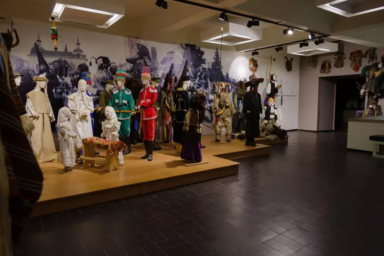 ROventura, 22 aprilie 2023. La plimbare pe plaiuri maramureșene