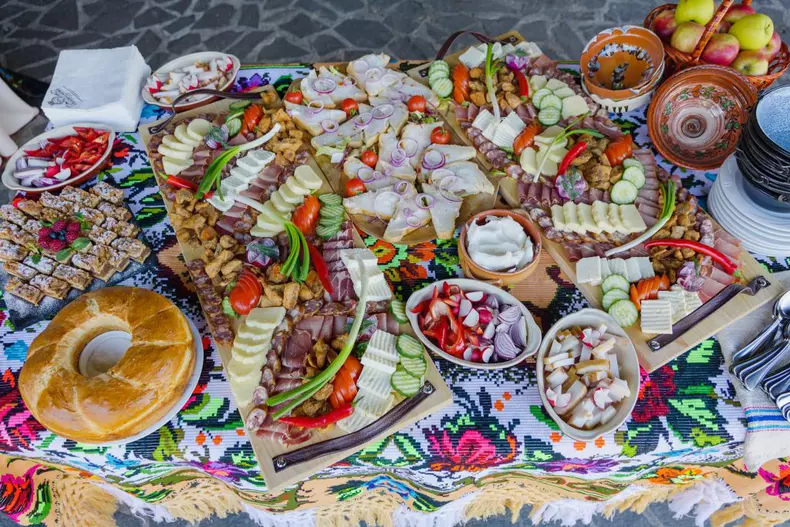 ROventura, 29 aprilie 2023. Sighetu Marmației, frumusețea unică din Nordul țării