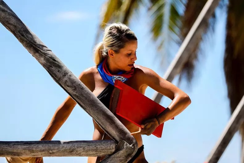 carmen-grebenisan-survivor-5